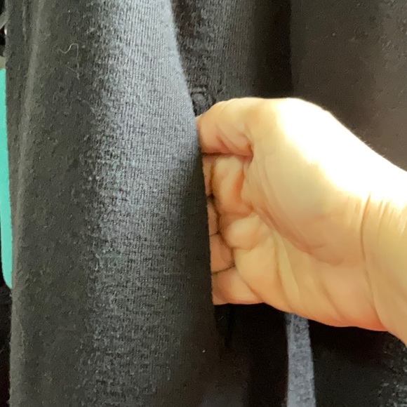 Bluenotes long black Cardigan with pockets - Picture 4 of 6